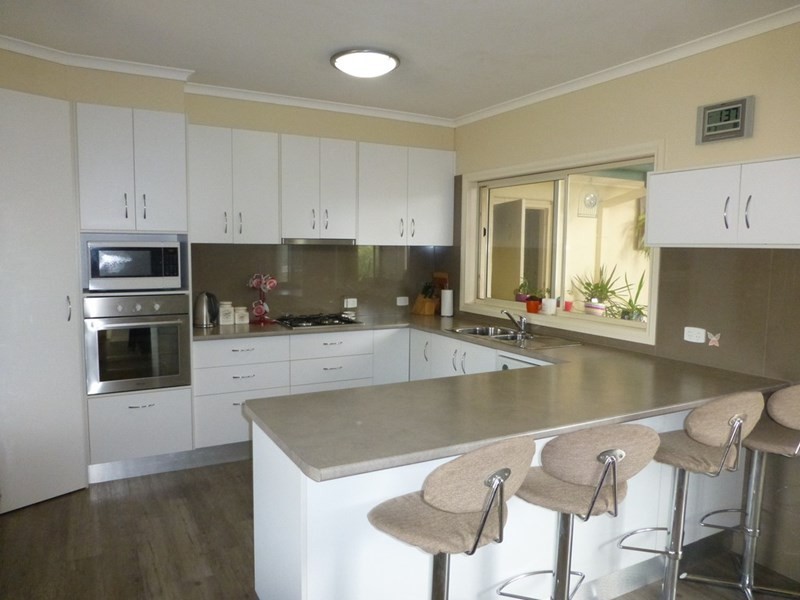 6 Winnima Avenue, Moama NSW 2731