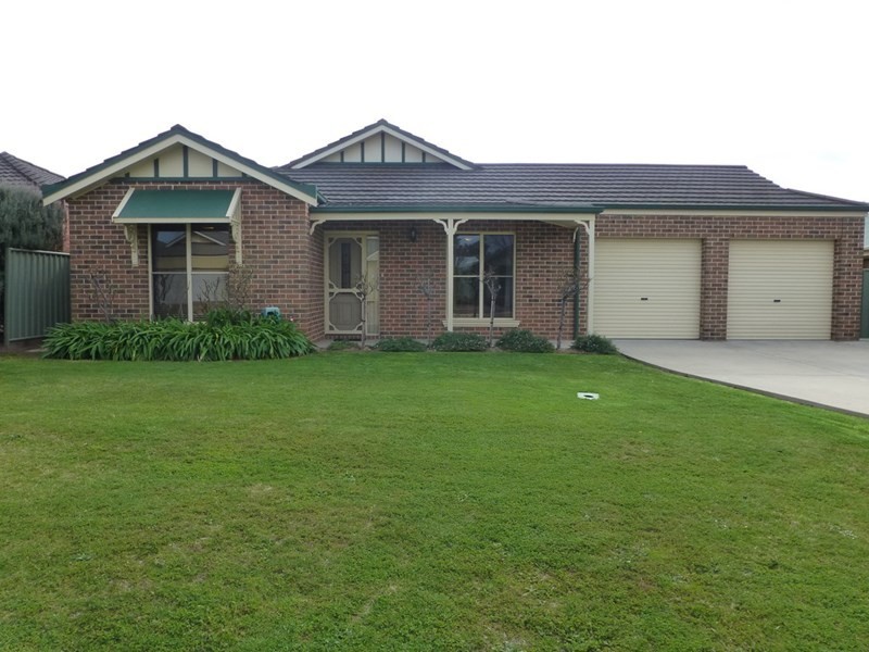 13 Murphy Way, Echuca VIC 3564