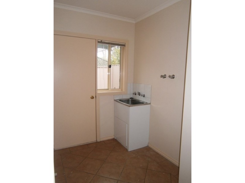 2/1-3 Wattle Street, Echuca VIC 3564