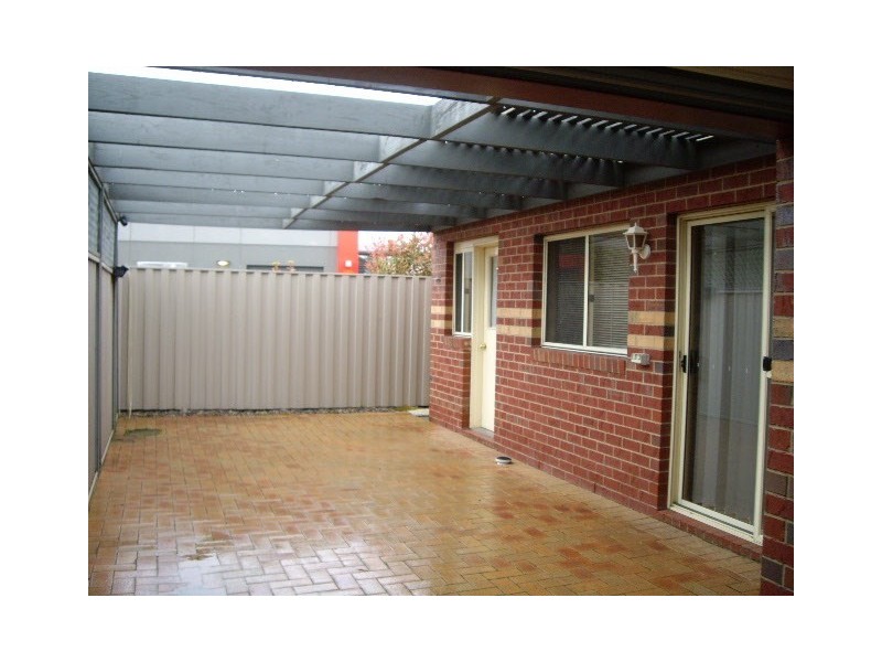 2/1-3 Wattle Street, Echuca VIC 3564