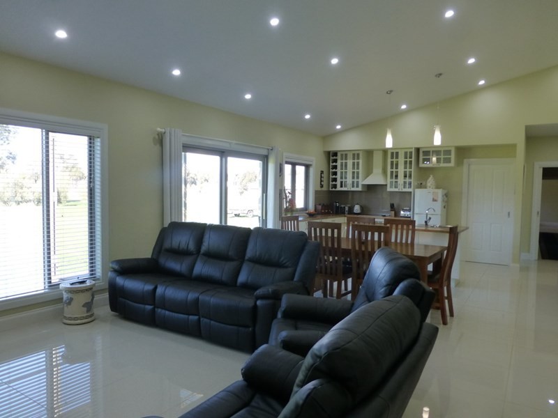 10 Manzanillo Avenue, Moama NSW 2731