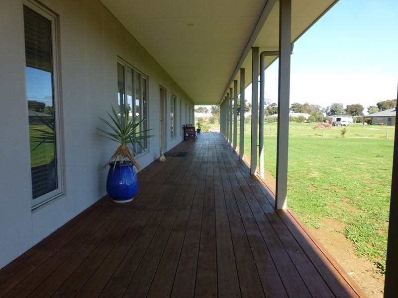 10 Manzanillo Avenue, Moama NSW 2731