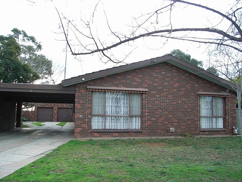 26 Rutley Crescent, Echuca VIC 3564
