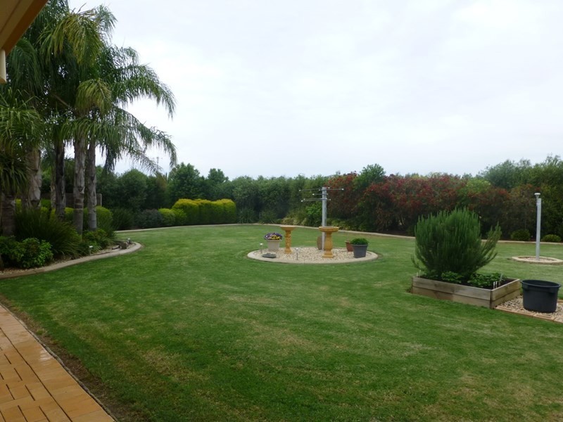 5 Winbi Lane, Moama NSW 2731