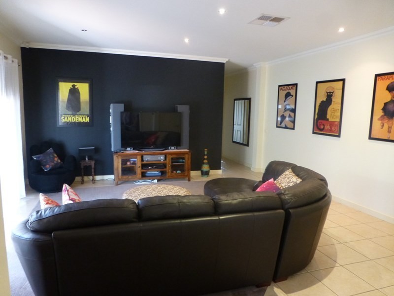 55 Declan Way, Echuca VIC 3564