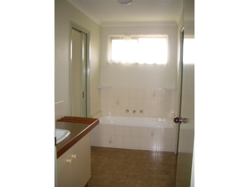 4/101 Crossen Street, Echuca VIC 3564