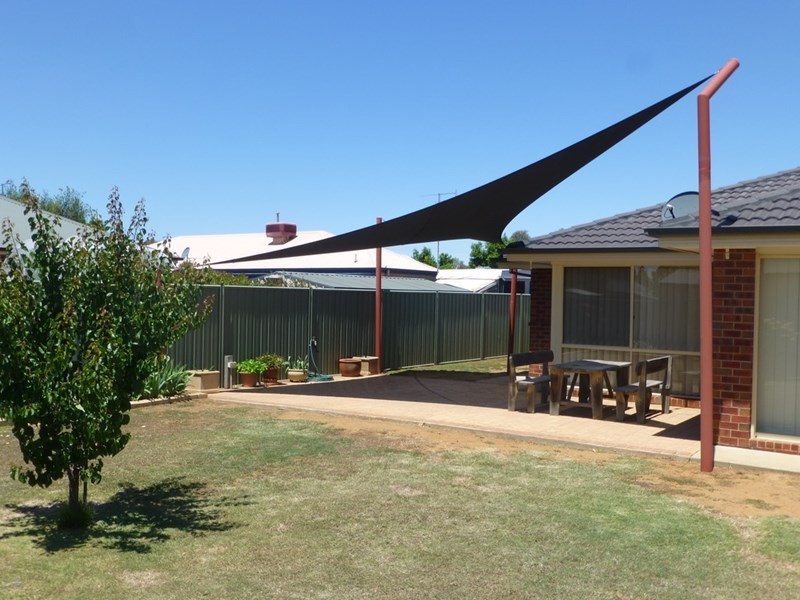 2 Woodlands Circuit, Echuca VIC 3564