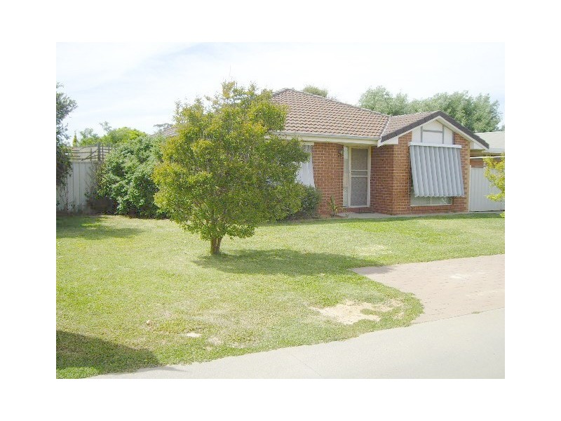 1 The Mews, Moama NSW 2731