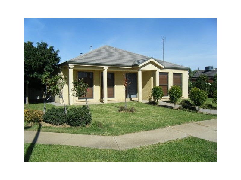 1 Aberdeen Way, Moama NSW 2731