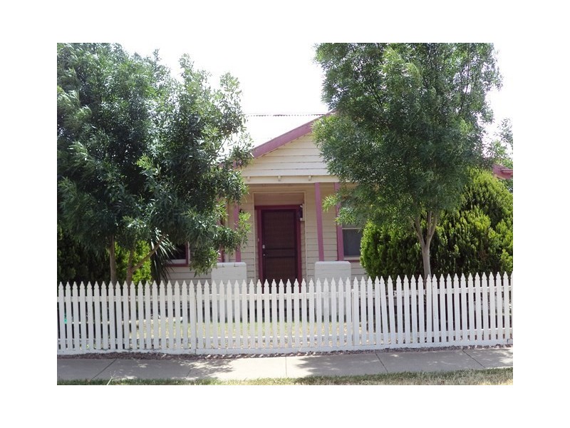 24 McKinlay Street, Echuca VIC 3564