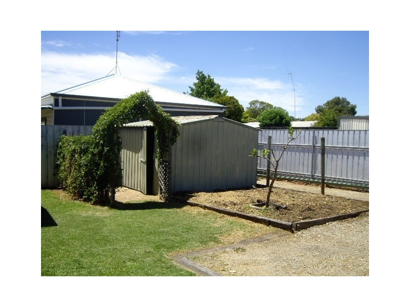 43 Regent Street, Moama NSW 2731