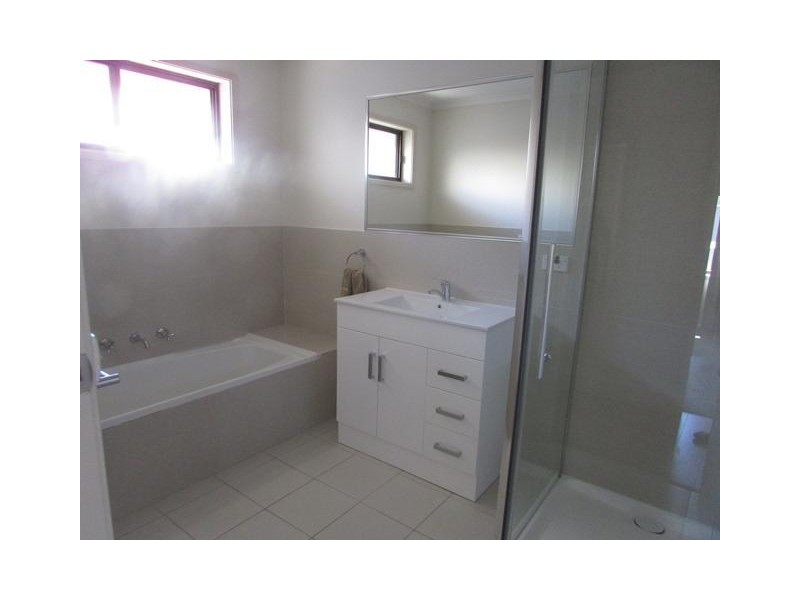 7 Pevensey Place, Moama NSW 2731