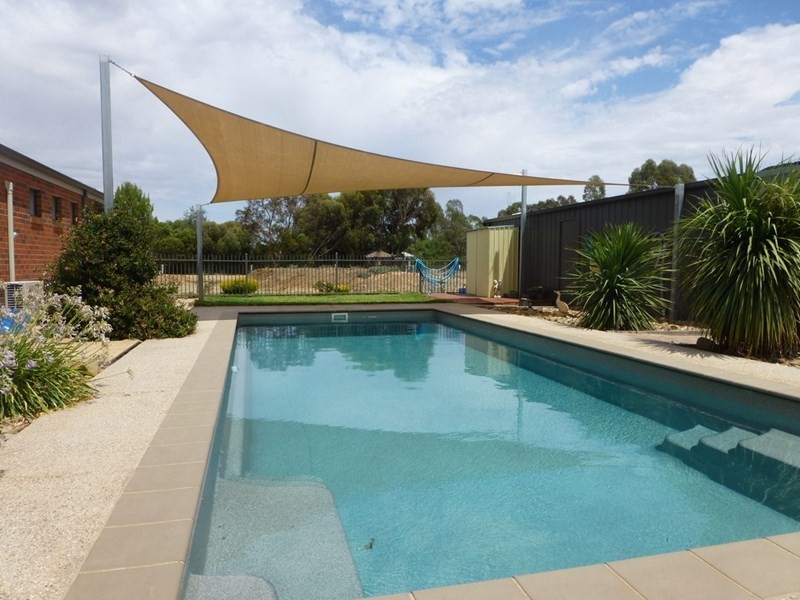 59 Chelsworth Drive, Echuca VIC 3564