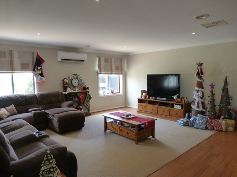 59 Chelsworth Drive, Echuca VIC 3564