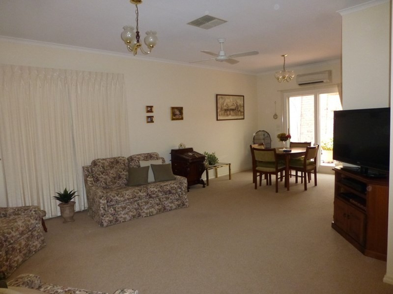 1/9 Pooley, Echuca VIC 3564