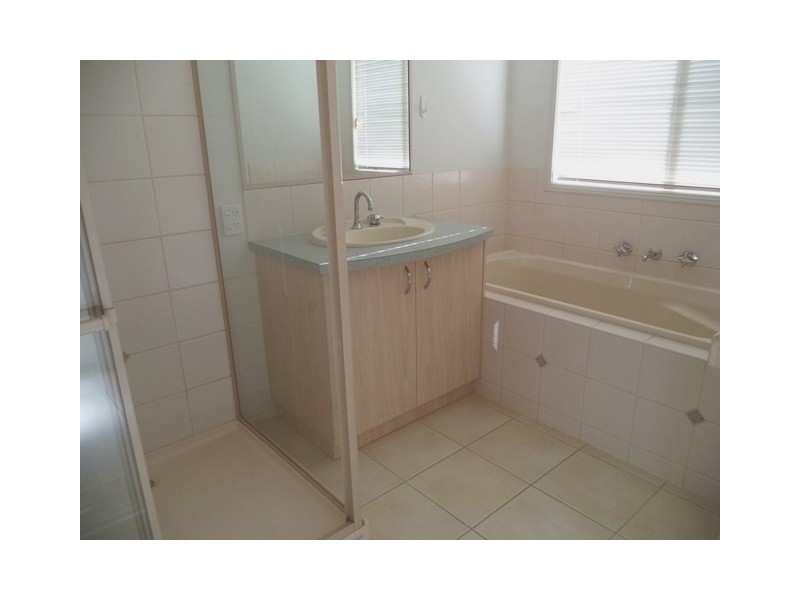 2 Woodlands Circuit, Echuca VIC 3564