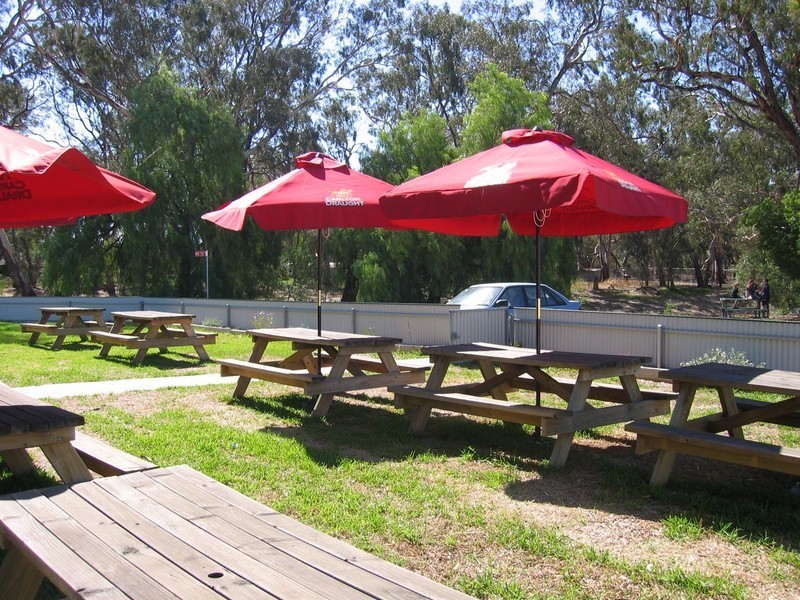 2-6 Scott Street, Warracknabeal VIC 3393