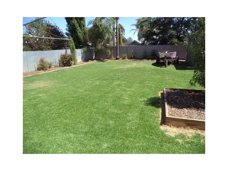 12 Porter Street, Moama NSW 2731