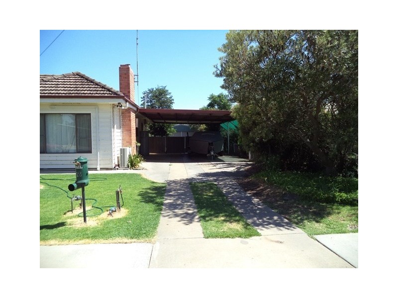 12 Porter Street, Moama NSW 2731