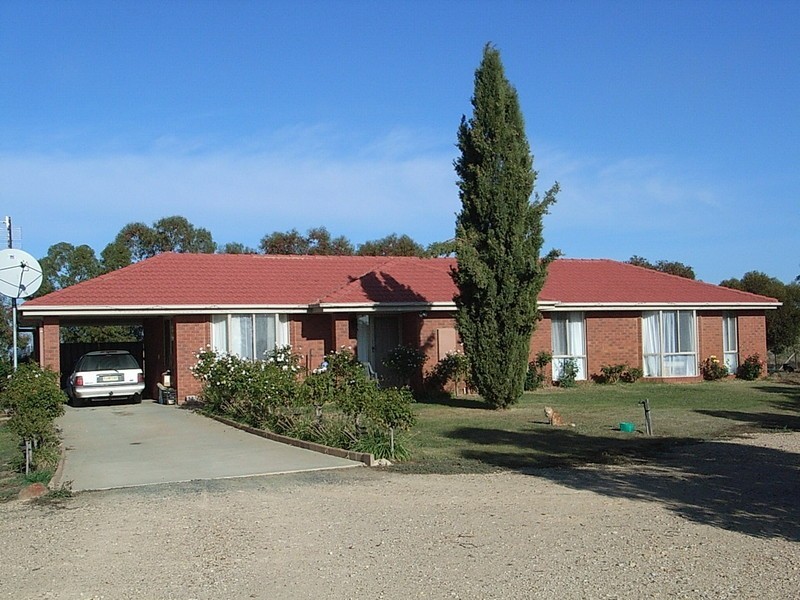 724 Simmie Road, Echuca VIC 3564