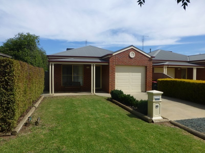 2-27 Council Street, Moama NSW 2731