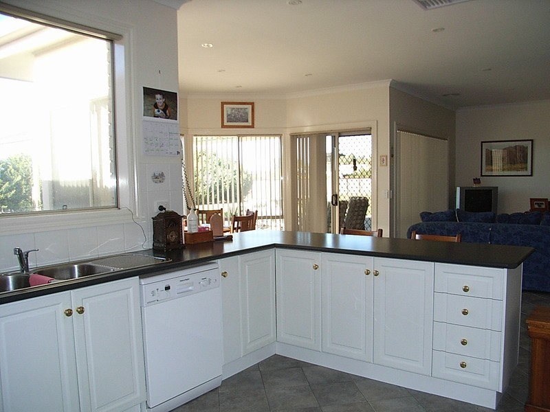 31 Village Court, Echuca VIC 3564