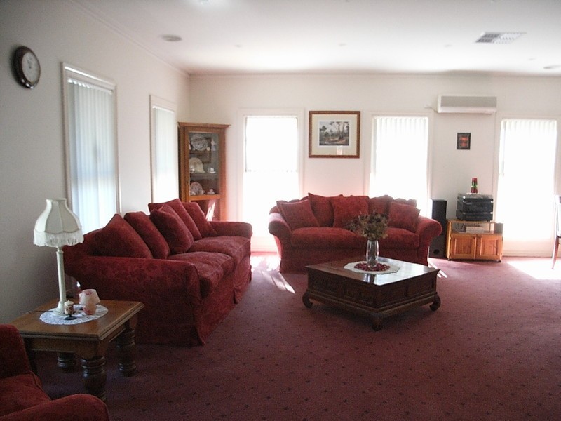 31 Village Court, Echuca VIC 3564