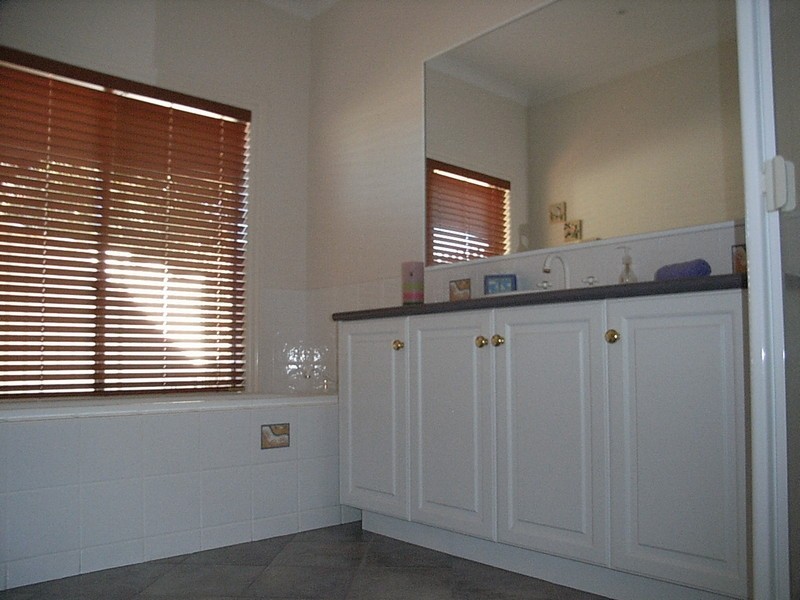 31 Village Court, Echuca VIC 3564