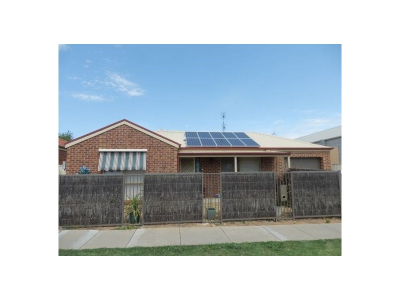 209 Service Street, Echuca VIC 3564