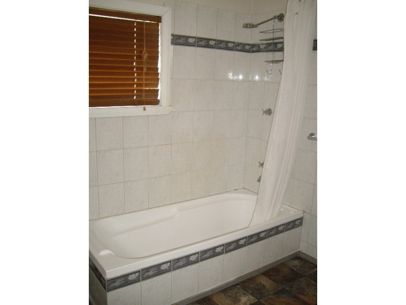 77 McKenzie Street, Echuca VIC 3564