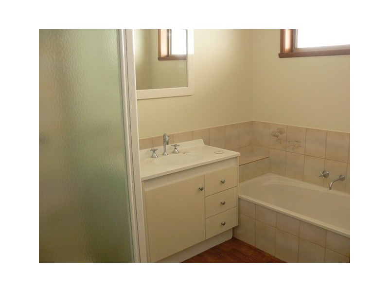 31 Lawson Drive, Moama NSW 2731