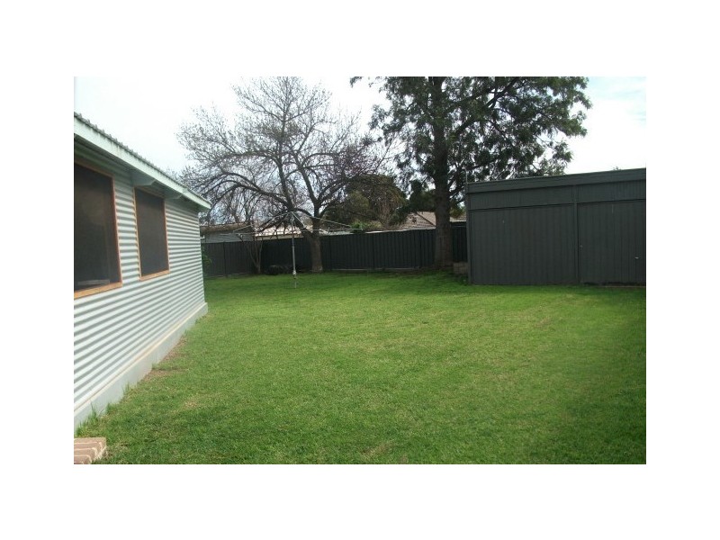 24 Popplewell Street, Moama NSW 2731