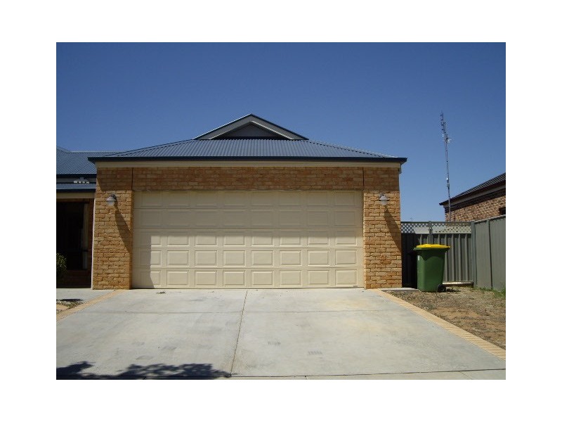 19 Caroline Court, Echuca VIC 3564