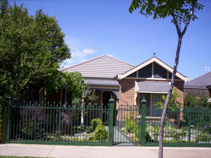 2a Landsborough Street, Echuca VIC 3564