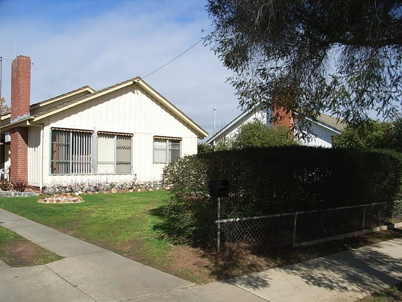 9 Freeman Street, Echuca VIC 3564