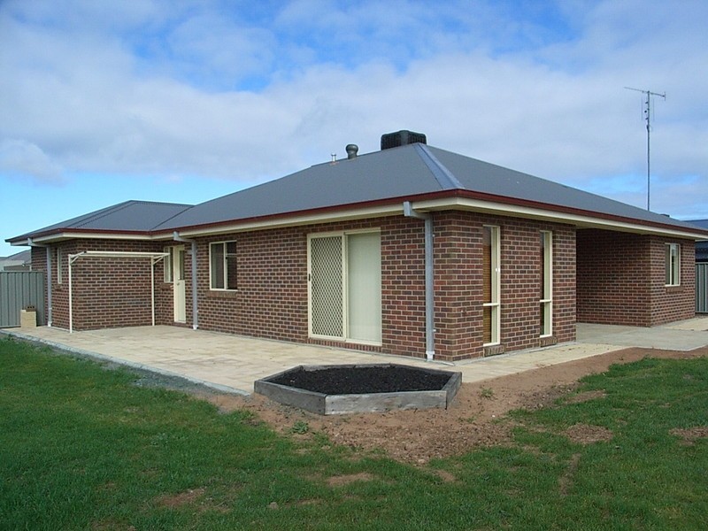 24 James Street, Echuca VIC 3564