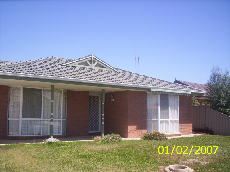 4 Genevieve Avenue, Echuca VIC 3564