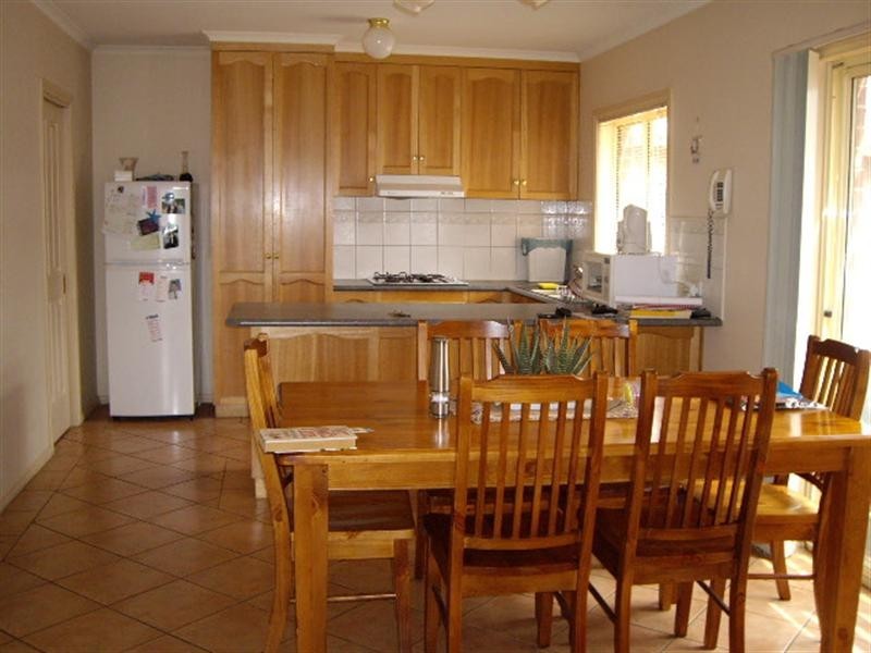 2/295 High Street, Echuca VIC 3564