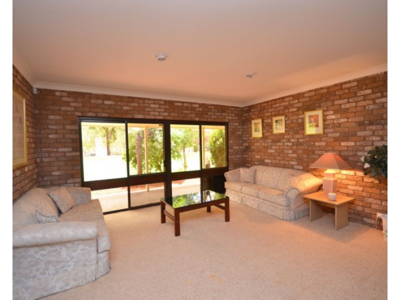 1095 Perricoota Road, Moama NSW 2731