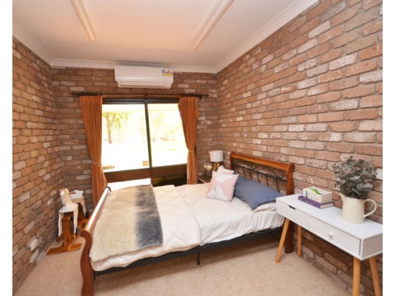 1095 Perricoota Road, Moama NSW 2731