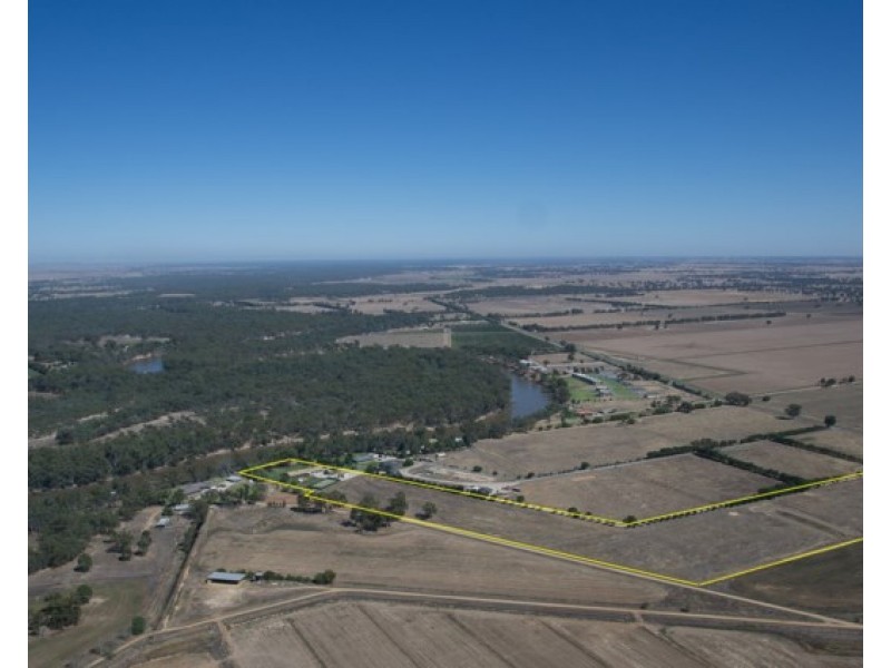 1095 Perricoota Road, Moama NSW 2731