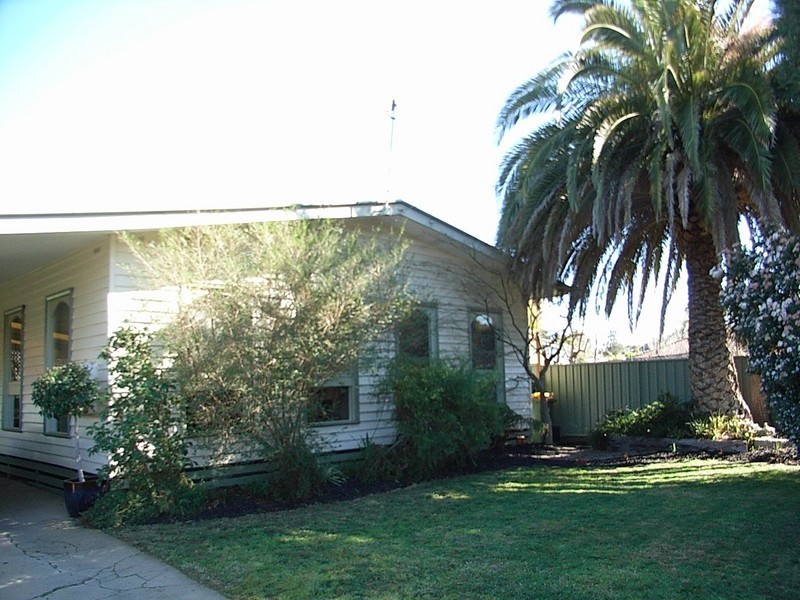 4 Ostram Court, Echuca VIC 3564