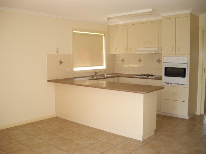 21 Alfred Avenue, Echuca VIC 3564