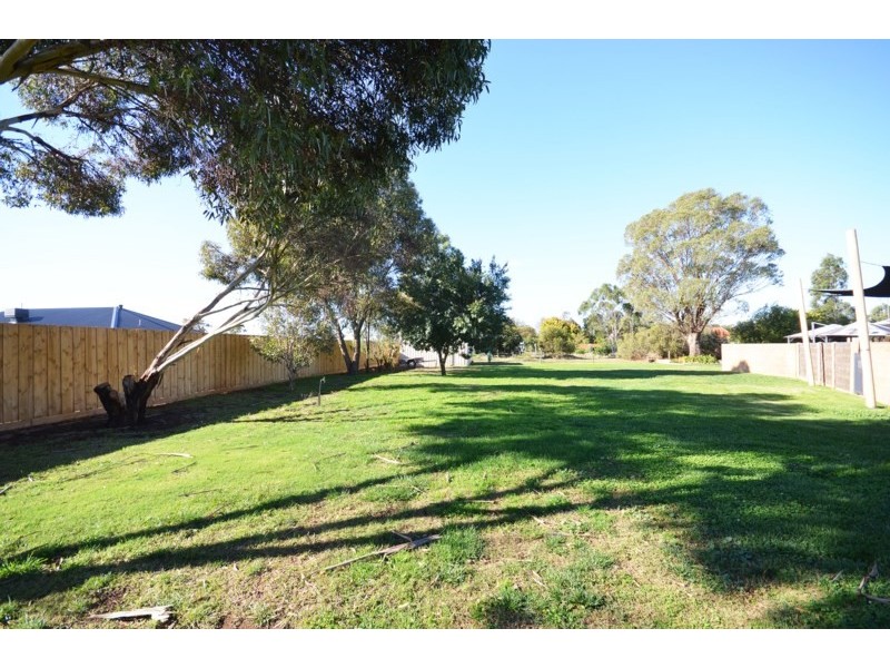 8 Tomara Court, Moama NSW 2731