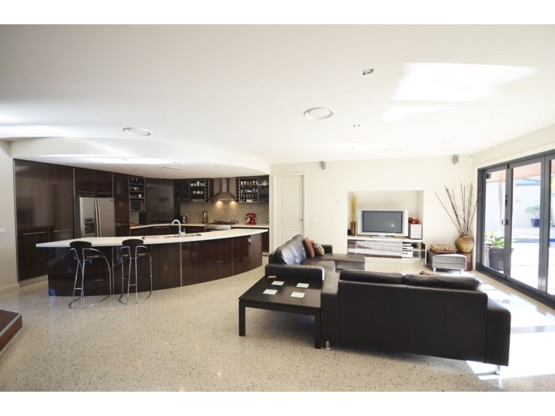 23 Campaspe Esplande, Echuca VIC 3564