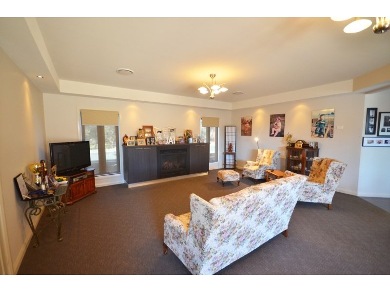 23 Campaspe Esplande, Echuca VIC 3564