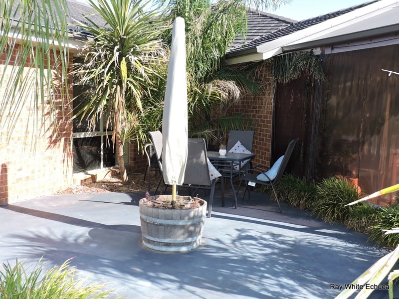 41 Declan Way, Echuca VIC 3564