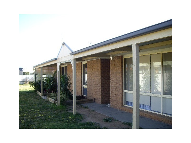 16 Annie Court, Moama NSW 2731