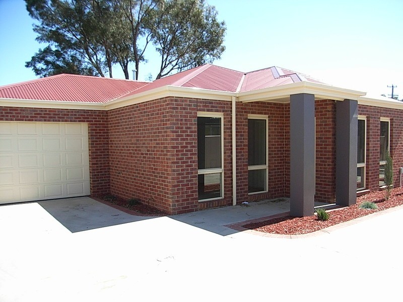 2/135 Goulburn Road, Echuca VIC 3564