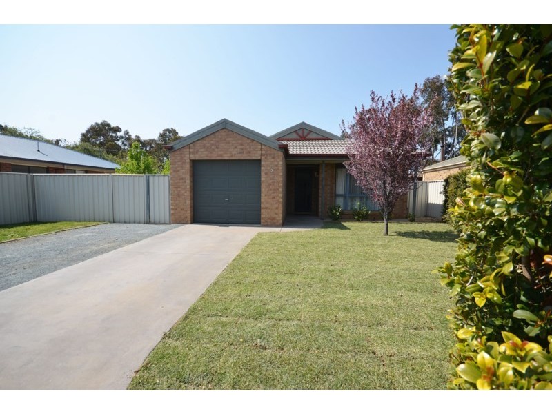 2 Pelican Place, Moama NSW 2731
